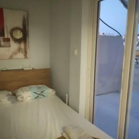 Apartment Rooftop Studio Near Port And Center Wifi/crib Patras