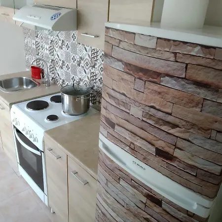 Appartement Rooftop Studio Near Port And Center Wifi/crib Patras