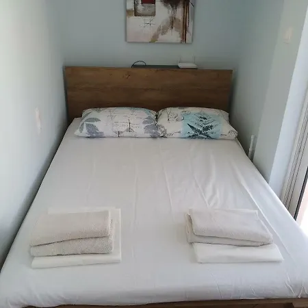Rooftop Studio Near Port And Center Wifi/crib Patras